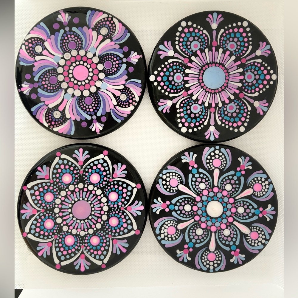 Handmade Coasters. Mandala Design. Set of 4. Includes Metal Holder